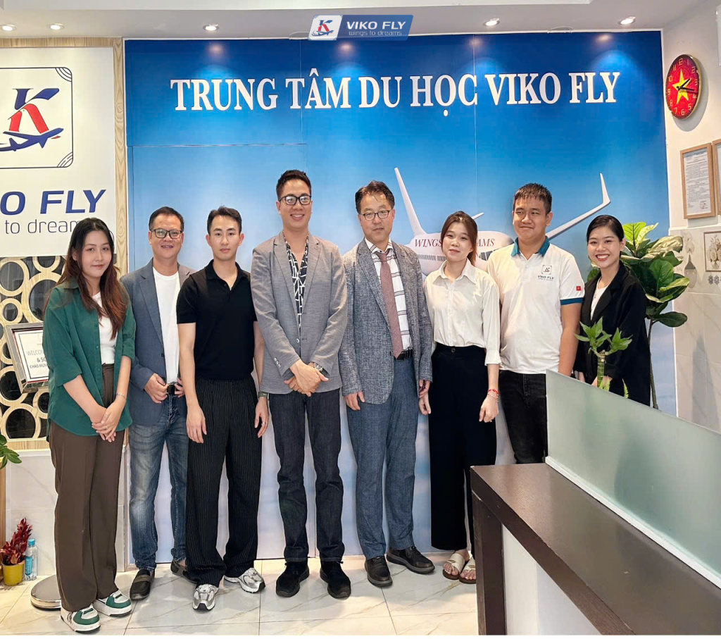 Trường Đại học Sức khỏe và Khoa học Chungbuk Hàn Quốc Ghé Thăm và Ký Kết Hợp Tác Tuyển Sinh Với Trung Tâm Du Học ViKoFly Trường Đại học Sức khỏe và Khoa học Chungbuk Hàn Quốc Ghé Thăm và Ký Kết Hợp Tác Tuyển Sinh Với Trung Tâm Du Học ViKoFly