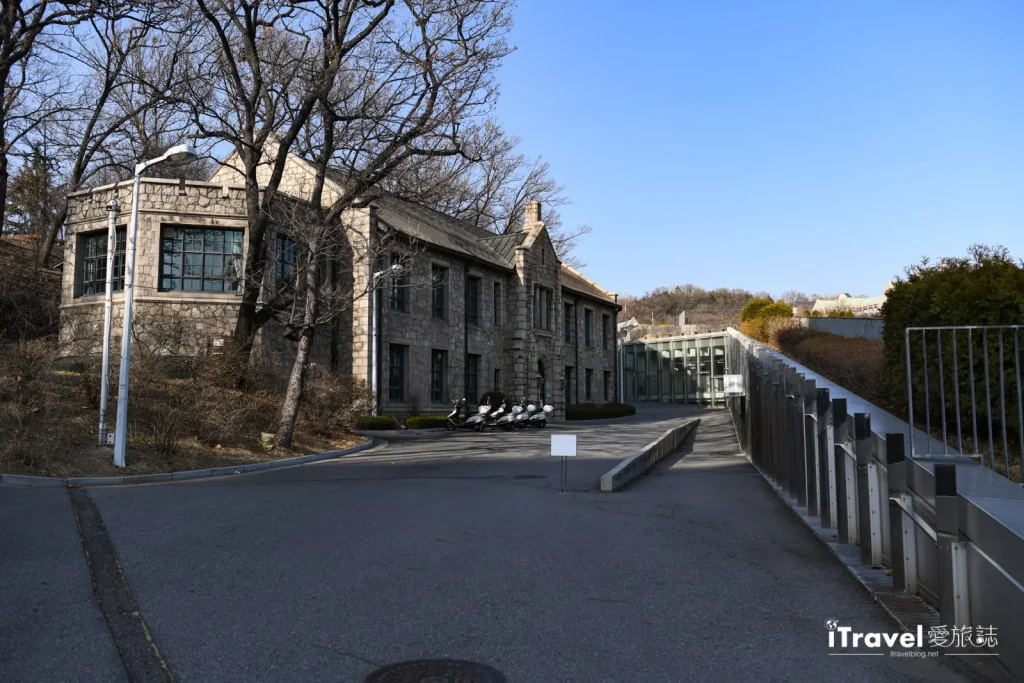 TRƯỜNG ĐẠI HỌC NỮ EWHA – 이화여자대학교 TRƯỜNG ĐẠI HỌC NỮ EWHA – 이화여자대학교