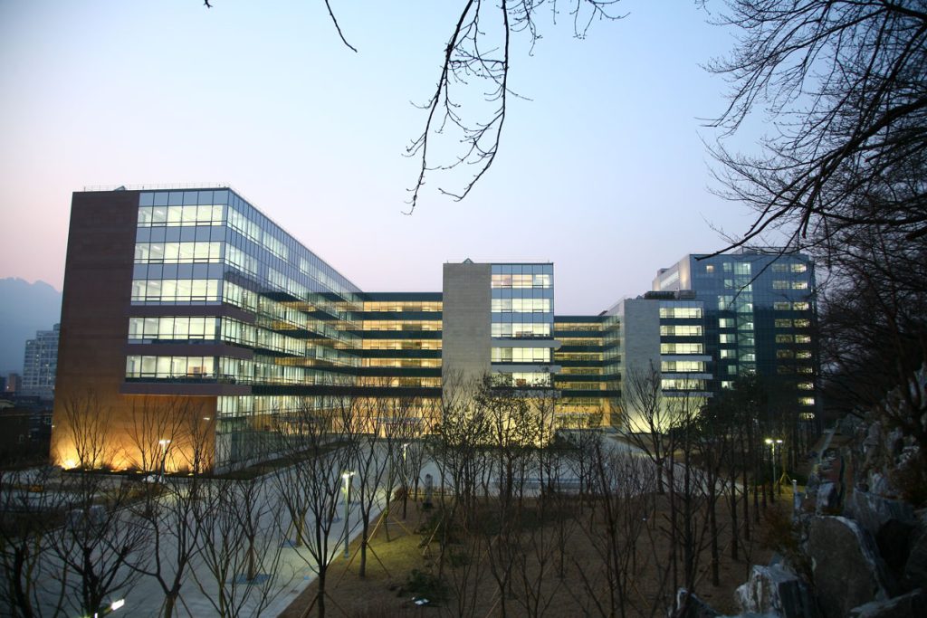 TRƯỜNG ĐẠI HỌC NỮ SUNGSHIN – 이화여자대학교